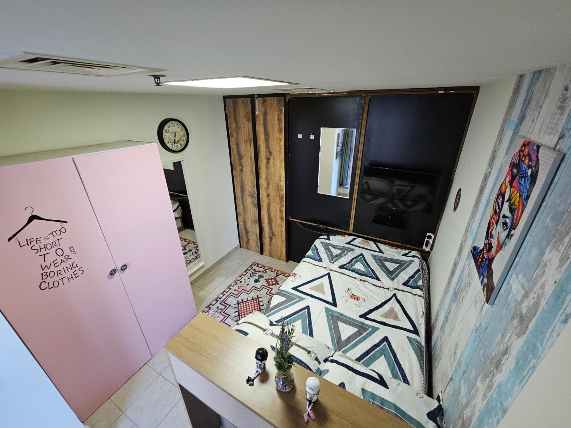 Super Host At Highest Residential Tower In The World, Private Rooms In A Shared Apartment دبي الغرفة الصورة