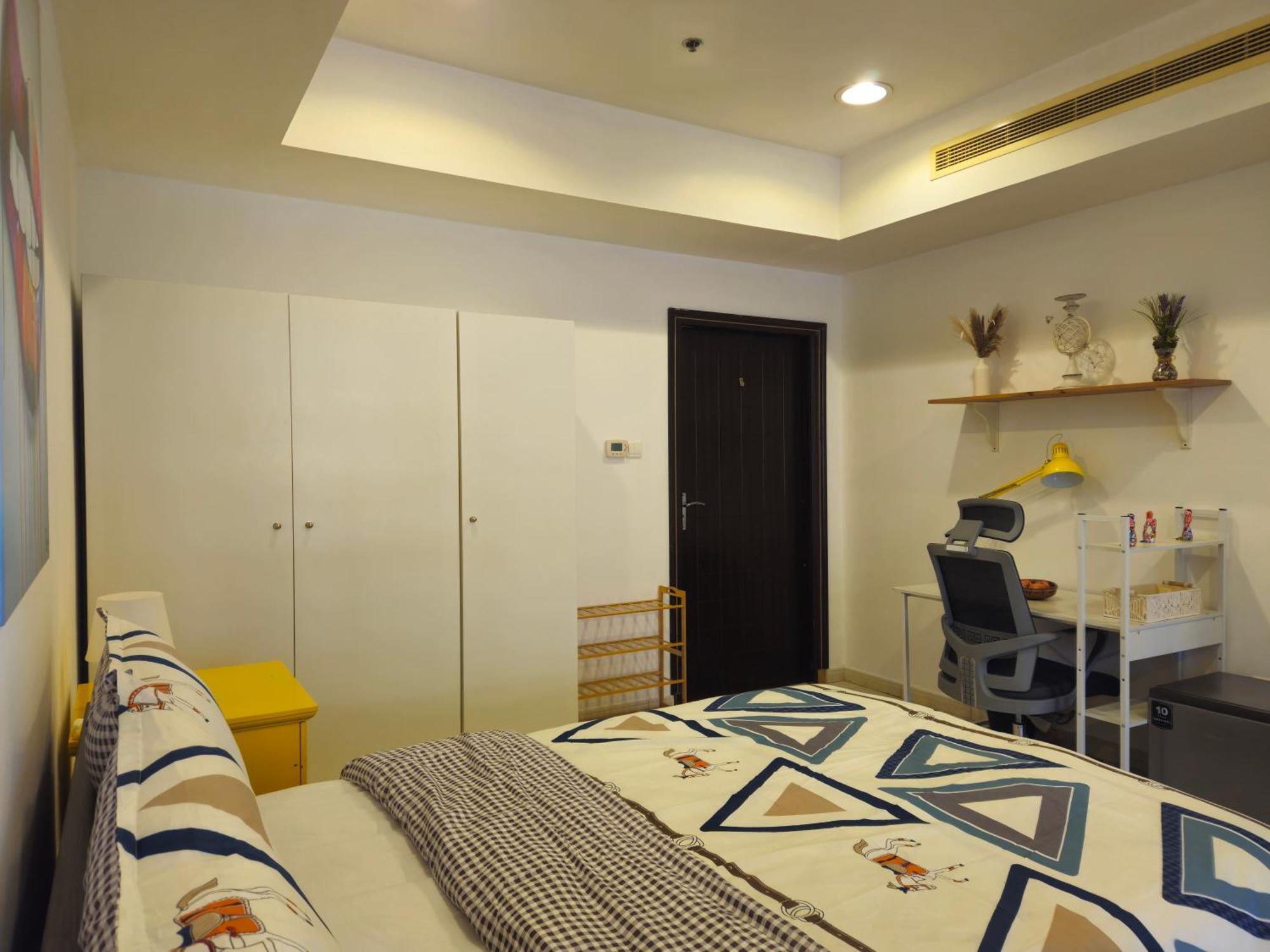 Super Host At Highest Residential Tower In The World, Private Rooms In A Shared Apartment دبي الغرفة الصورة