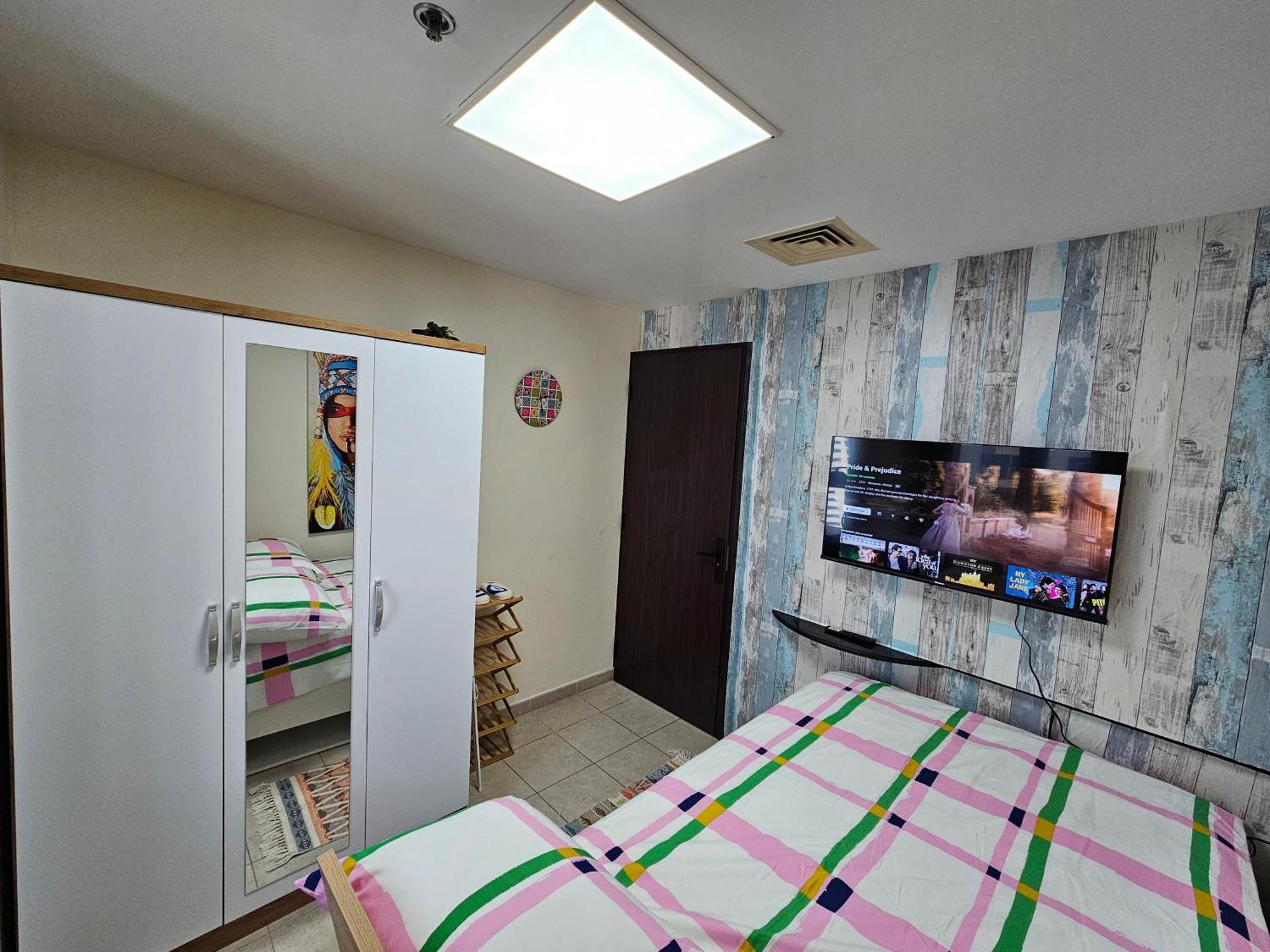 Super Host At Highest Residential Tower In The World, Private Rooms In A Shared Apartment دبي الغرفة الصورة